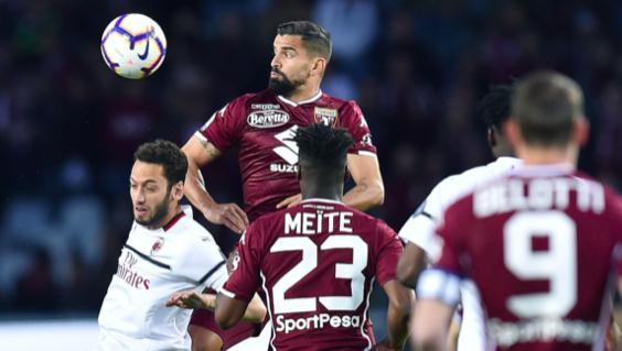 内线球员在 内线球员在